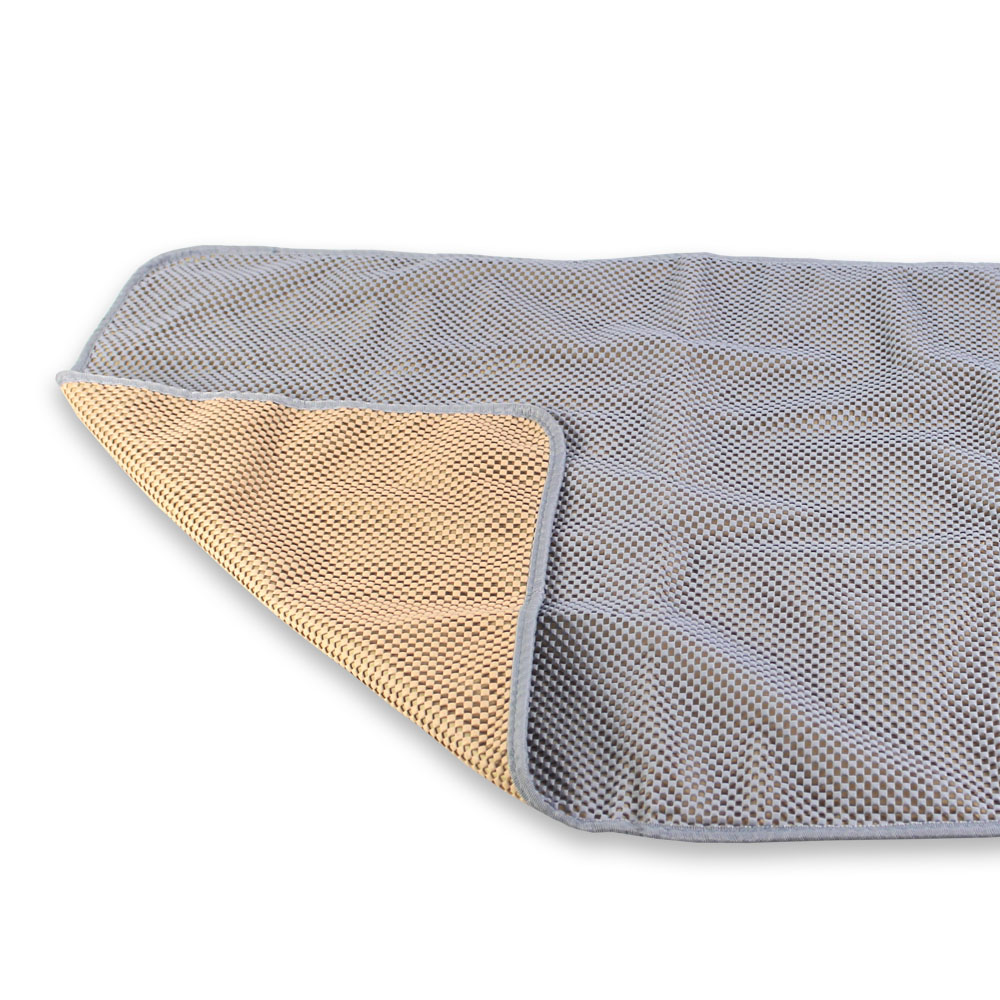 16074_Pioneer-Pet_Vorlegematte_LitterMat_XL_03 XL Vorlegematte graue Seite
